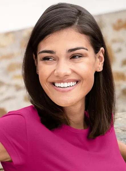 Dámske trendové tričko - Klasický okrúhly výstrih