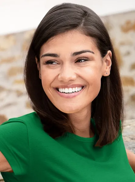 Dámske trendové tričko - Klasický okrúhly výstrih