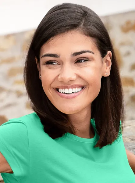 Dámske trendové tričko - Klasický okrúhly výstrih