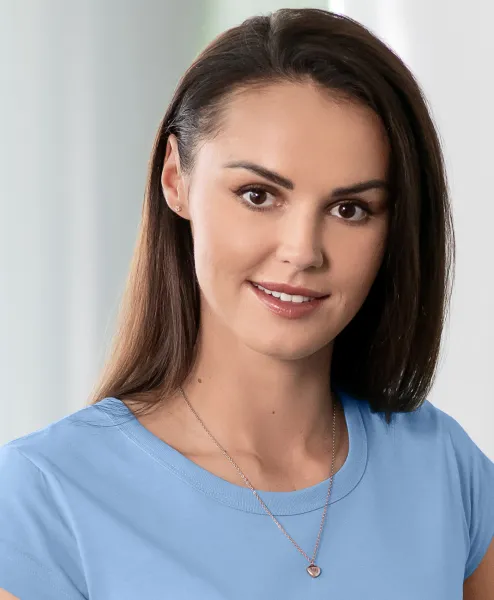 Odolné dámske tričko - Hlbší okrúhly výstrih