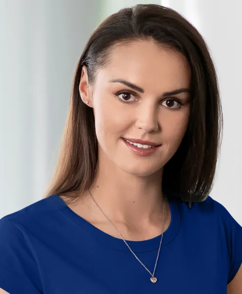 Odolné dámske tričko - Hlbší okrúhly výstrih