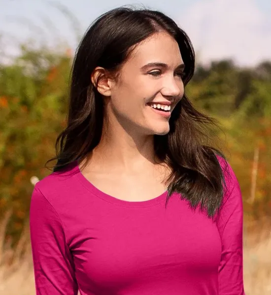 Dámske tričko s dlhými rukávmi - Hlbší okrúhly výstrih