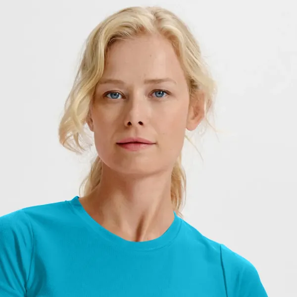 Dámske športové tričko - Klasický okrúhly výstrih