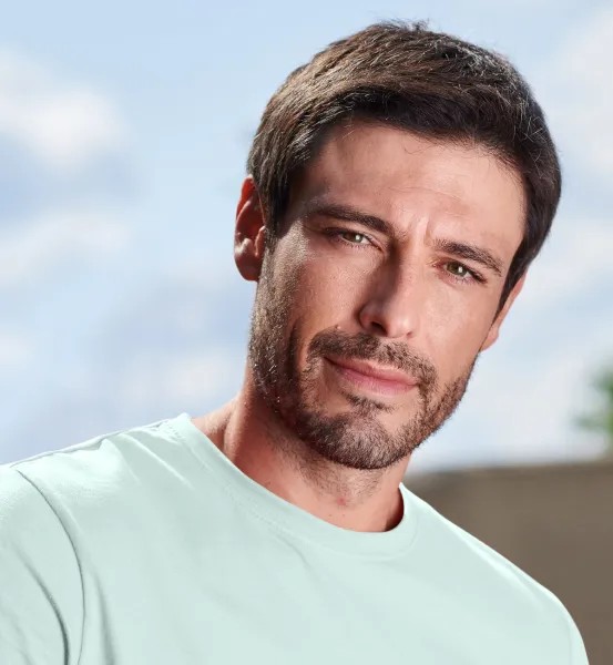 Pánske tričko jednoduché - Klasický okrúhly výstrih