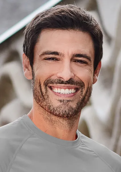 Pánske športové tričko - Klasický okrúhly výstrih