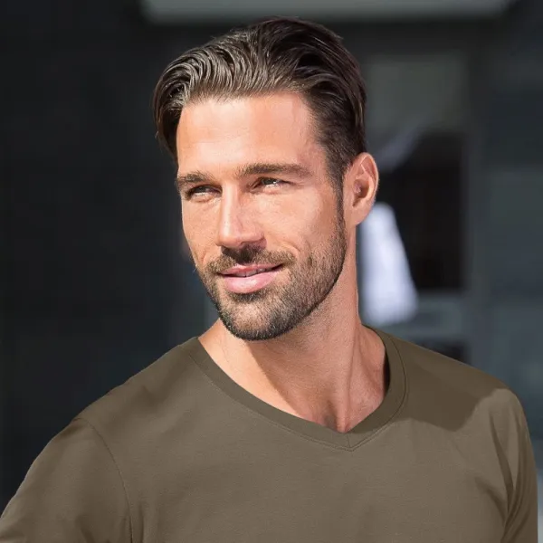 Pánske priliehavé tričko - Výstrih do V