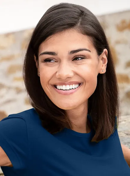 Dámske trendové tričko - Klasický okrúhly výstrih