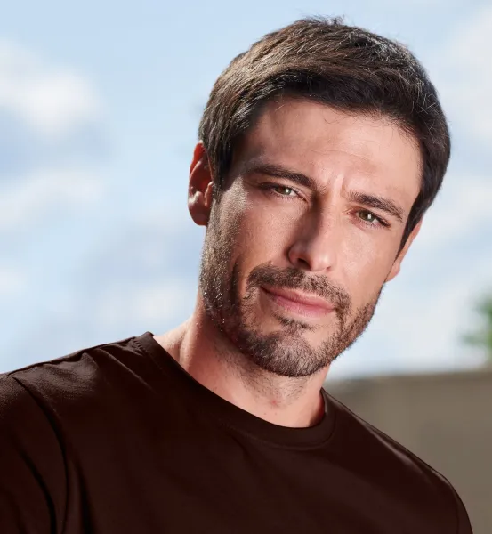 Pánske tričko jednoduché - Klasický okrúhly výstrih