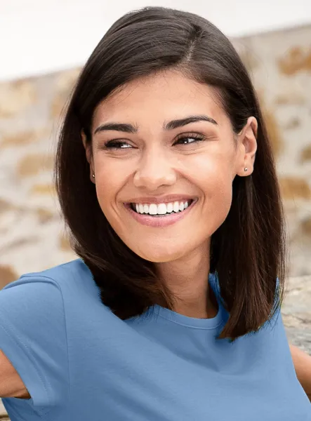 Dámske trendové tričko - Klasický okrúhly výstrih