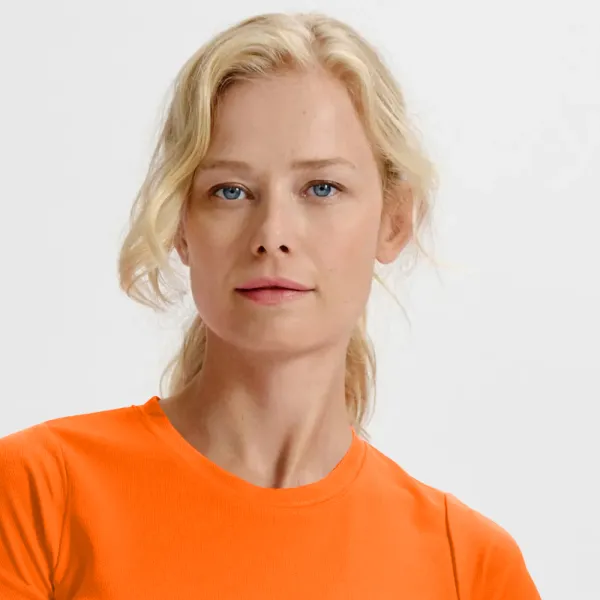 Dámske športové tričko - Klasický okrúhly výstrih