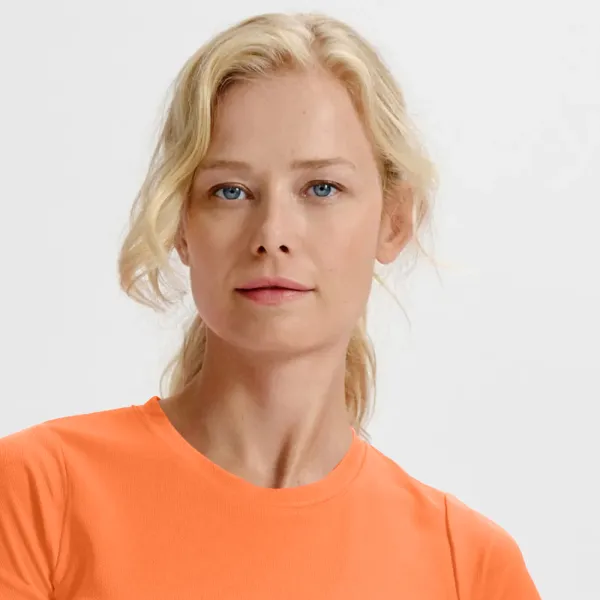 Dámske športové tričko - Klasický okrúhly výstrih