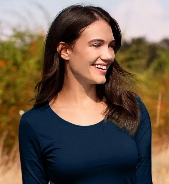 Dámske tričko s dlhými rukávmi - Hlbší okrúhly výstrih