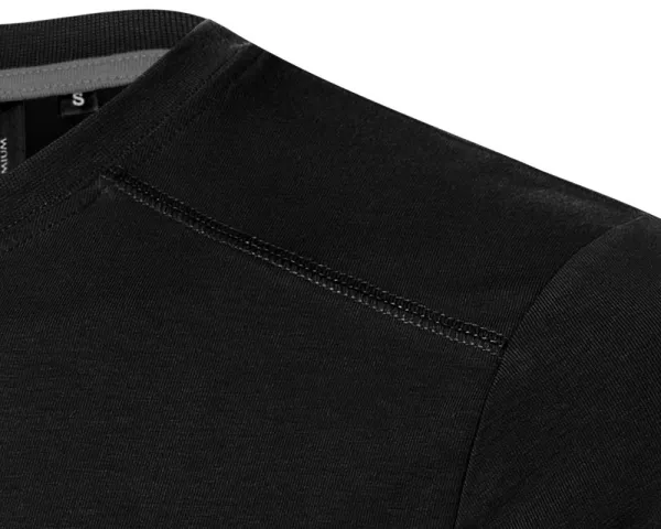 Pánske tričko ozdobené - Dekoratívne prešitie vpredu hore