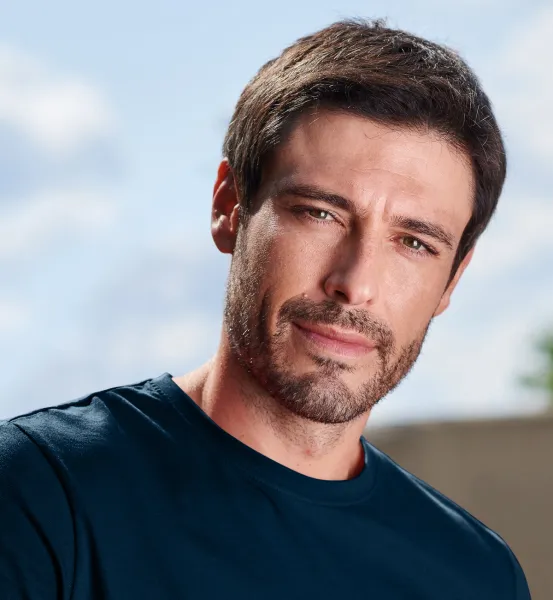 Pánske tričko jednoduché - Klasický okrúhly výstrih