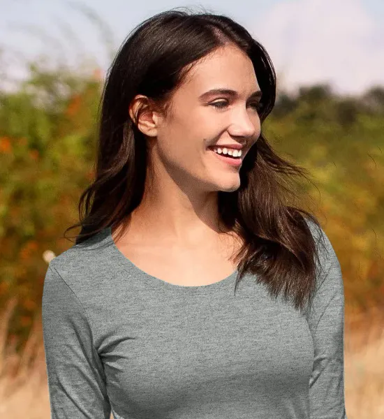 Dámske tričko s dlhými rukávmi - Hlbší okrúhly výstrih