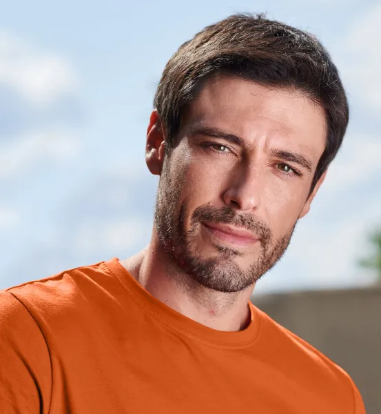 Pánske tričko jednoduché - Klasický okrúhly výstrih