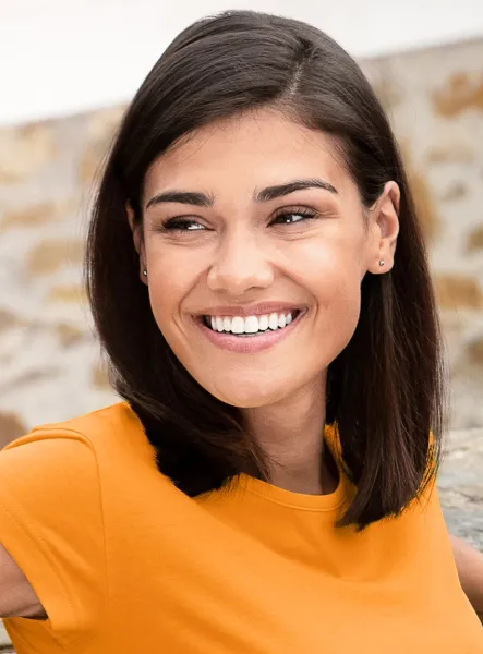 Dámske trendové tričko - Klasický okrúhly výstrih