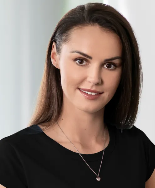 Odolné dámske tričko - Hlbší okrúhly výstrih