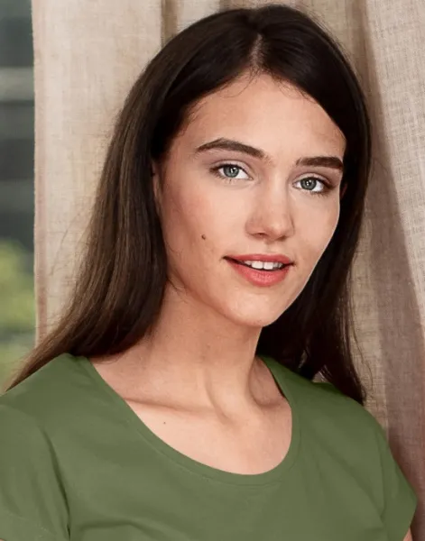 Dámske tričko zúžené s okrúhlym výstrihom - Hlbší okrúhly výstrih