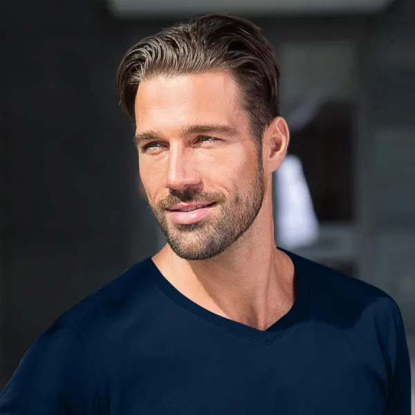 Pánske priliehavé tričko - Výstrih do V