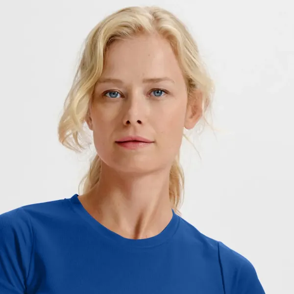 Dámske športové tričko - Klasický okrúhly výstrih